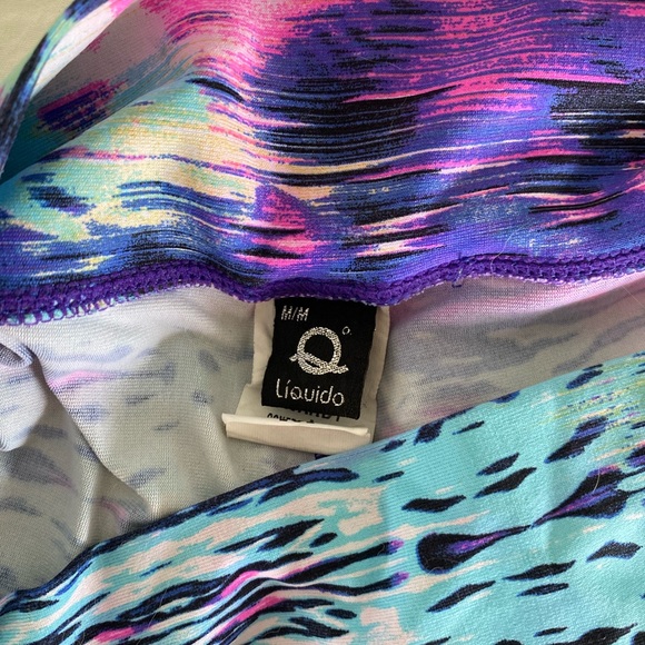 Yoga leggings. Fun pattern, paid $98 plus S&H - Picture 3 of 3